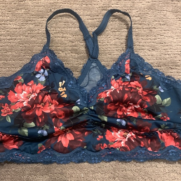 Torrid Unlined Microfiber Floral Lace Trim Printed Bralette Size 1X - Picture 4 of 6